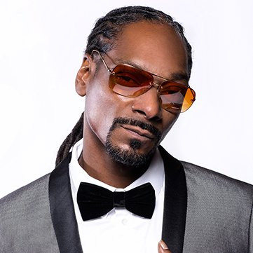 Featured image for The Government Shutdown is Over, but Snoop Dogg Wants Us to Remember the Abuse of Federal Employees