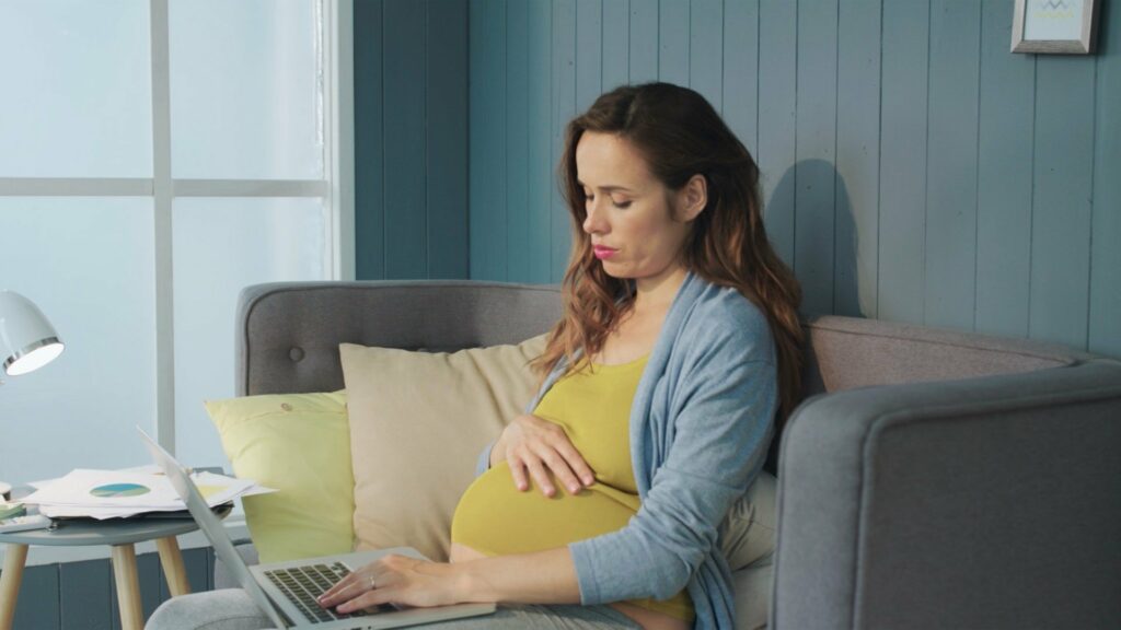 Pregnant Women Working During Pandemic