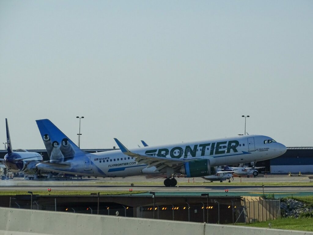 Featured image for Frontier Reaches Settlement in Recent Pregnancy Discrmination Lawsuit